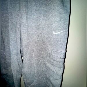 Nike Gray Sweatpants (M)